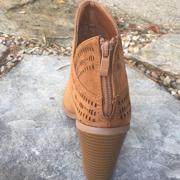 ☀️Western Boho Vegan Suede Booties - Picture 4 of 8